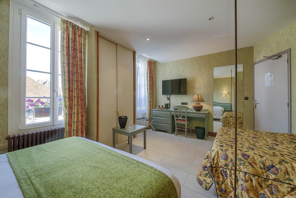Logis Le Tadorne Hotel Piney Екстериор снимка
